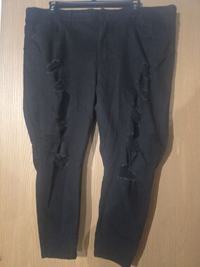 Black Distressed Slim Pants